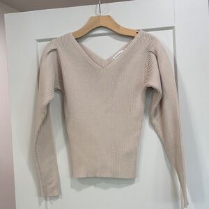 MOUSSY V-Neck Ribbed Sweater—Pretty Shoulder Detail—BEAUTIFUL!! Like New—OS